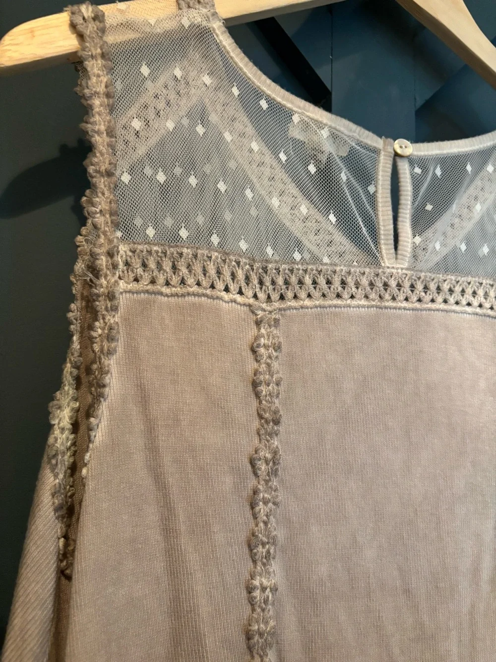 POL Vintage Washed Lace Trim Tunic Top - Picture 3 of 5